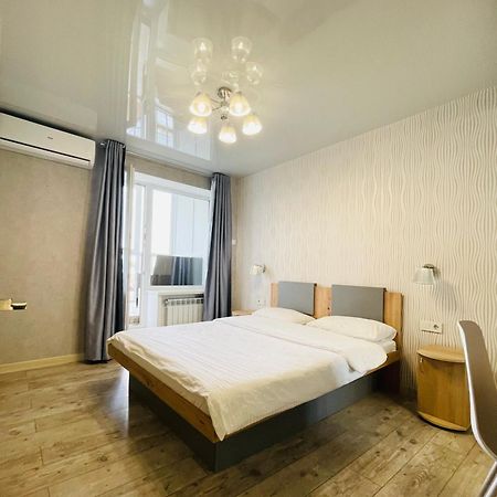 Apartment For Rent In The City Center Of Kharkiv K18 Elinaflats 외부 사진