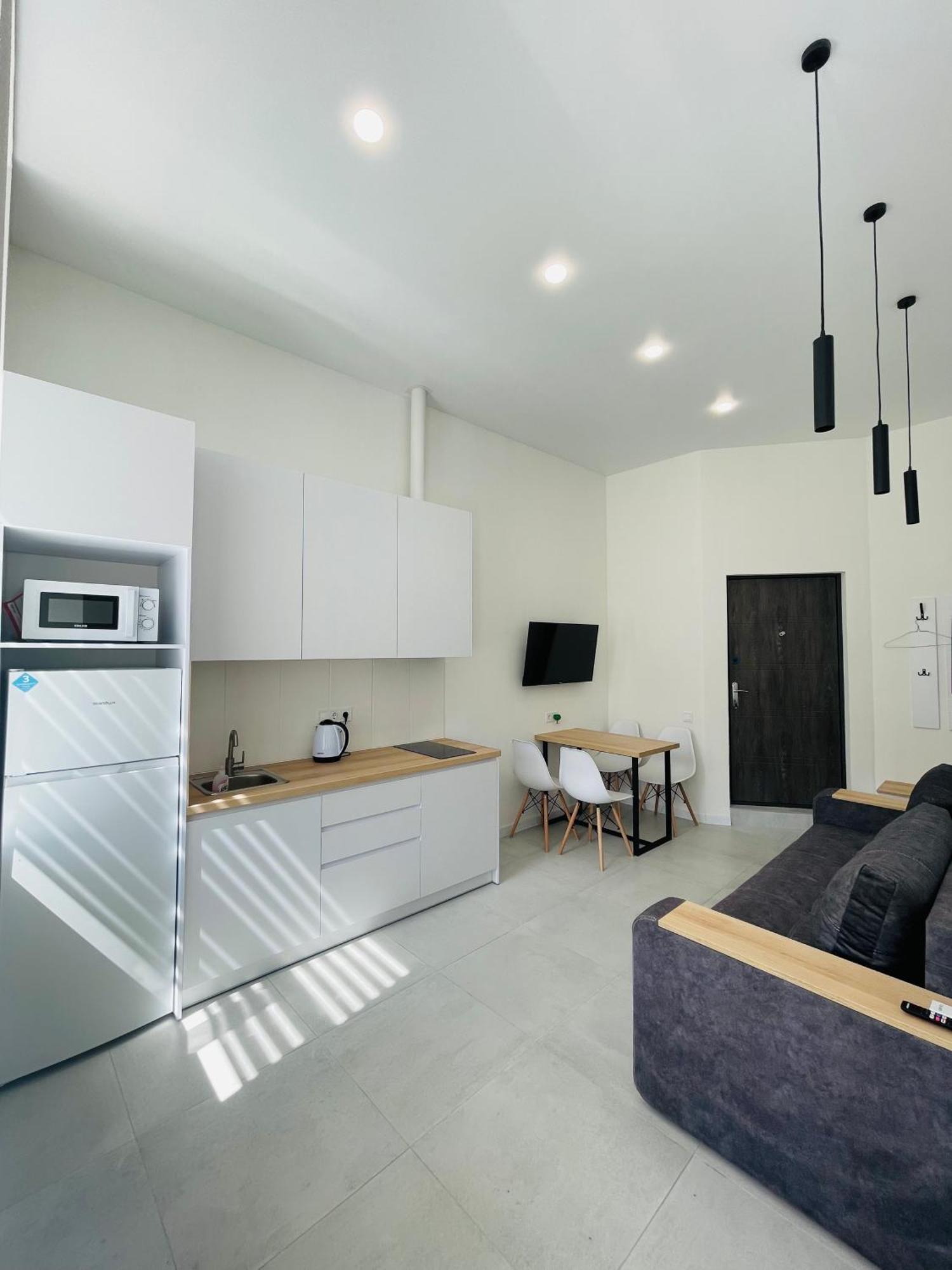 Apartment For Rent In The City Center Of Kharkiv K18 Elinaflats 외부 사진