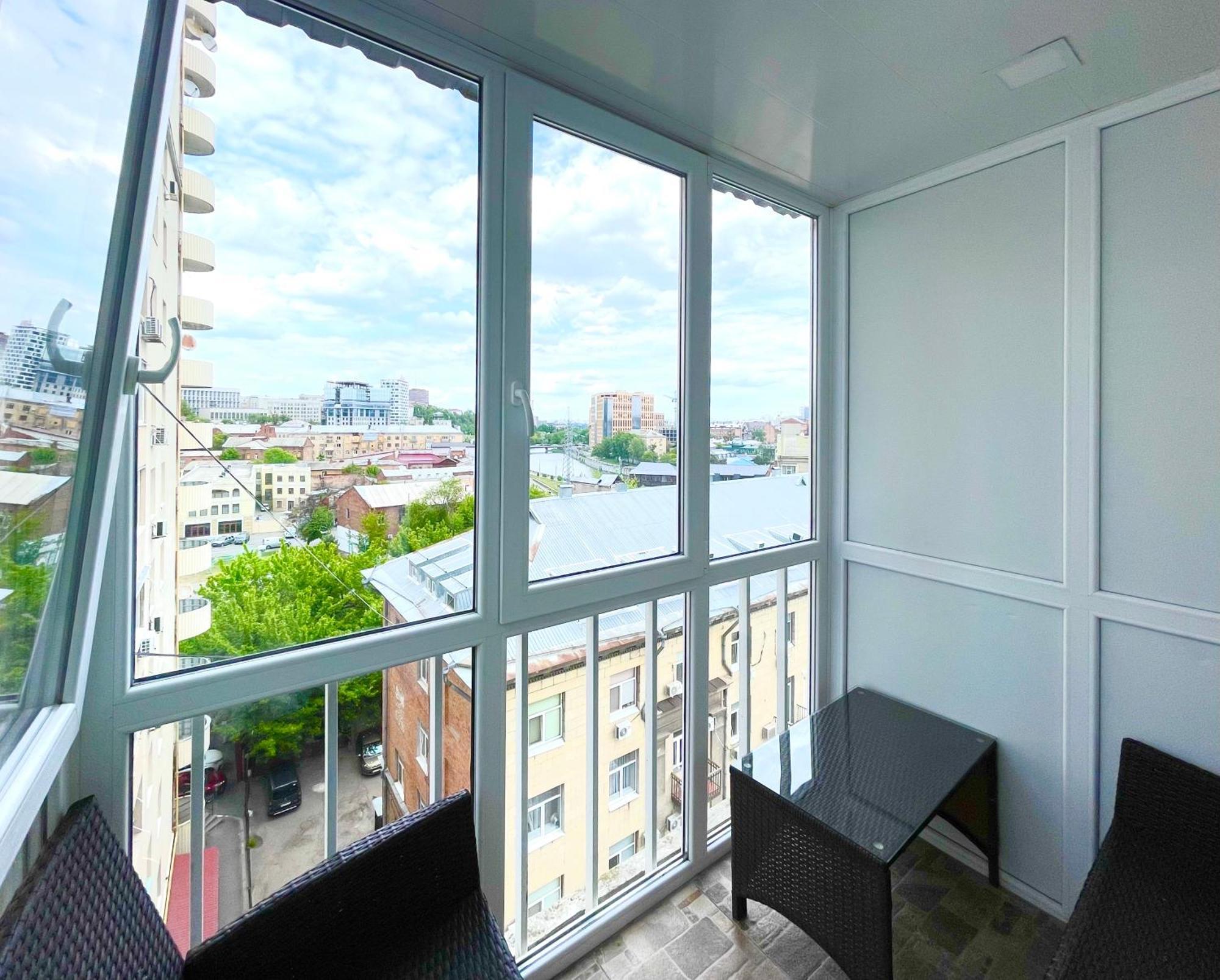 Apartment For Rent In The City Center Of Kharkiv K18 Elinaflats 외부 사진