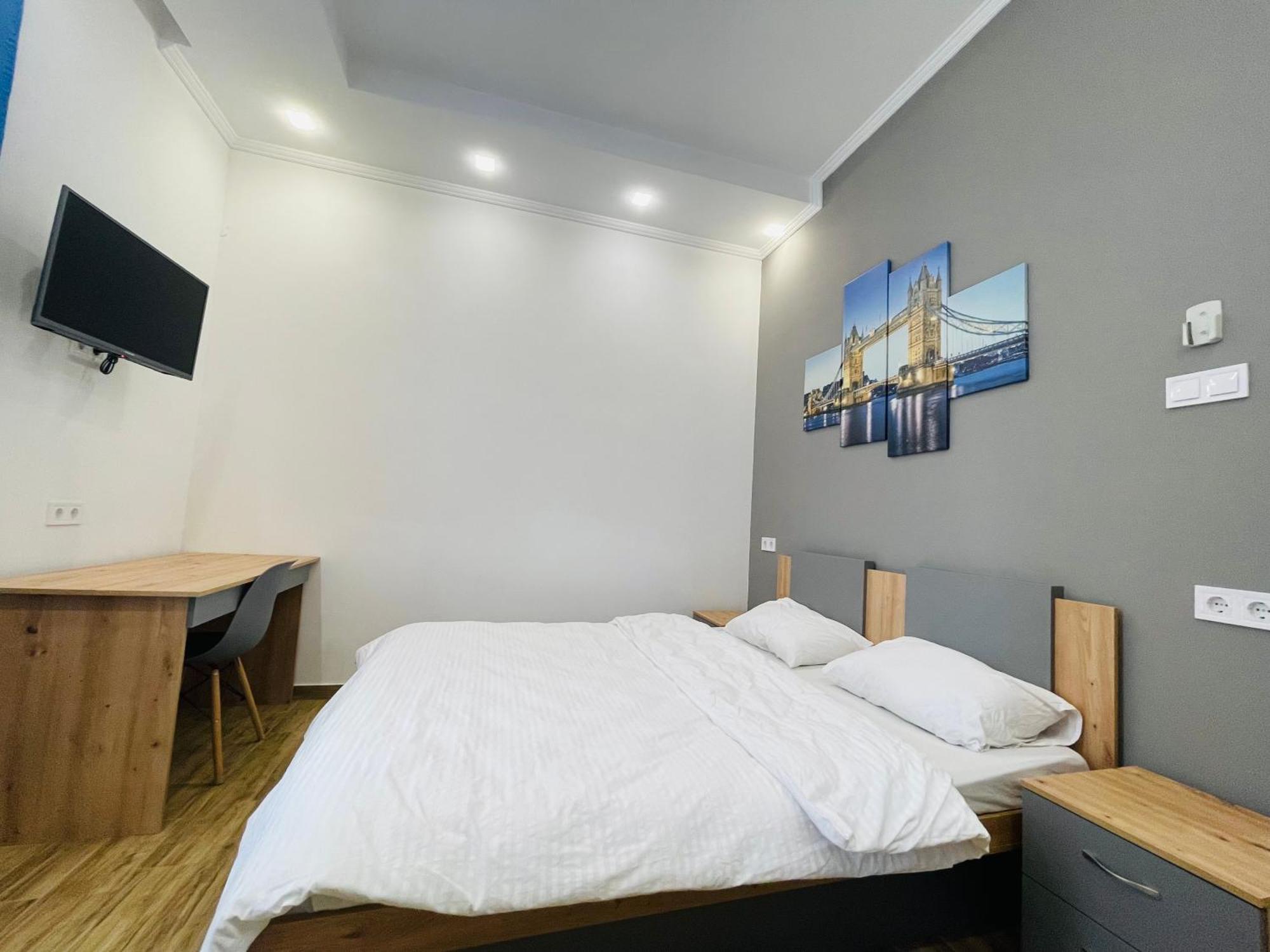 Apartment For Rent In The City Center Of Kharkiv K18 Elinaflats 외부 사진