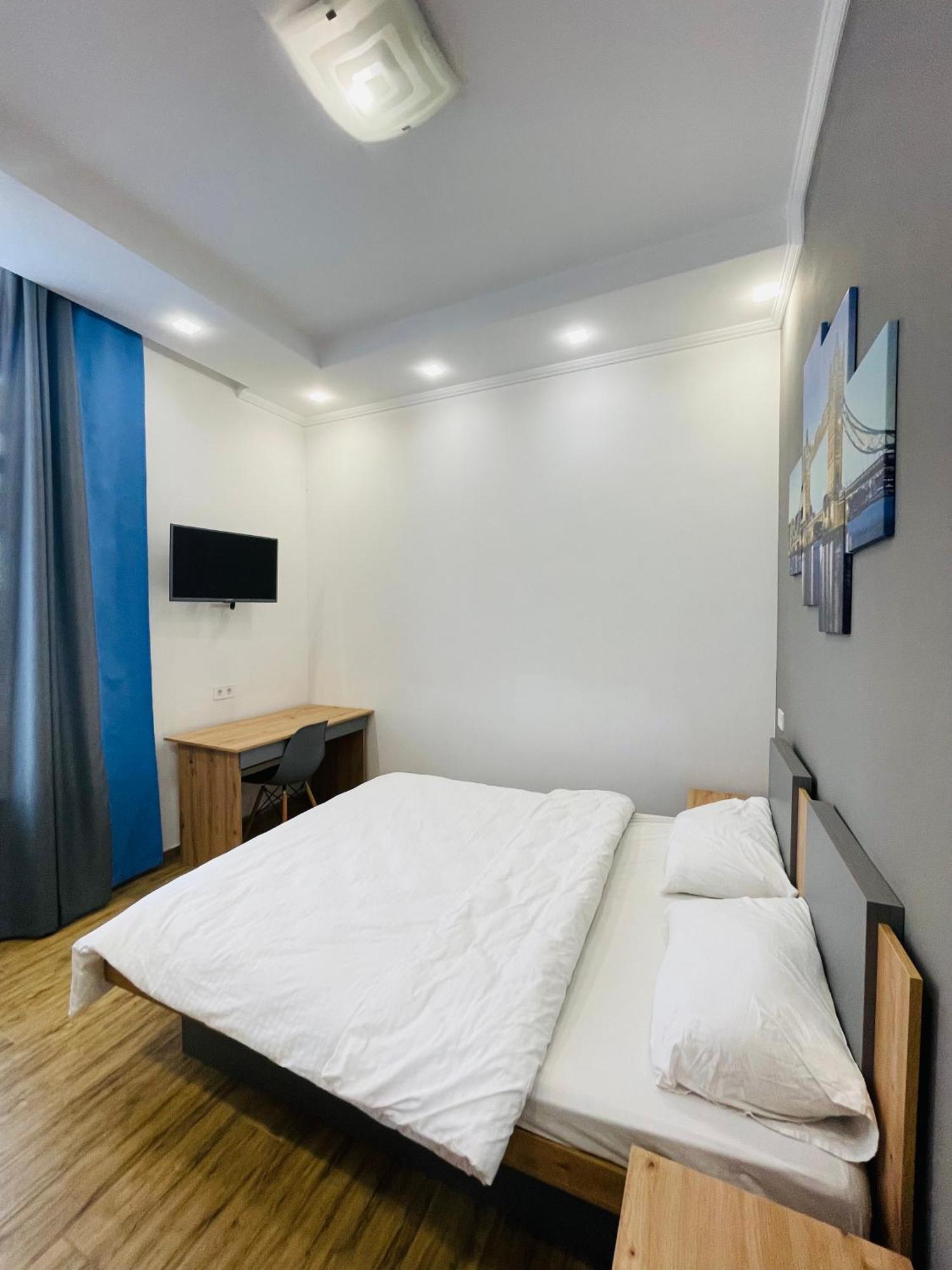 Apartment For Rent In The City Center Of Kharkiv K18 Elinaflats 외부 사진