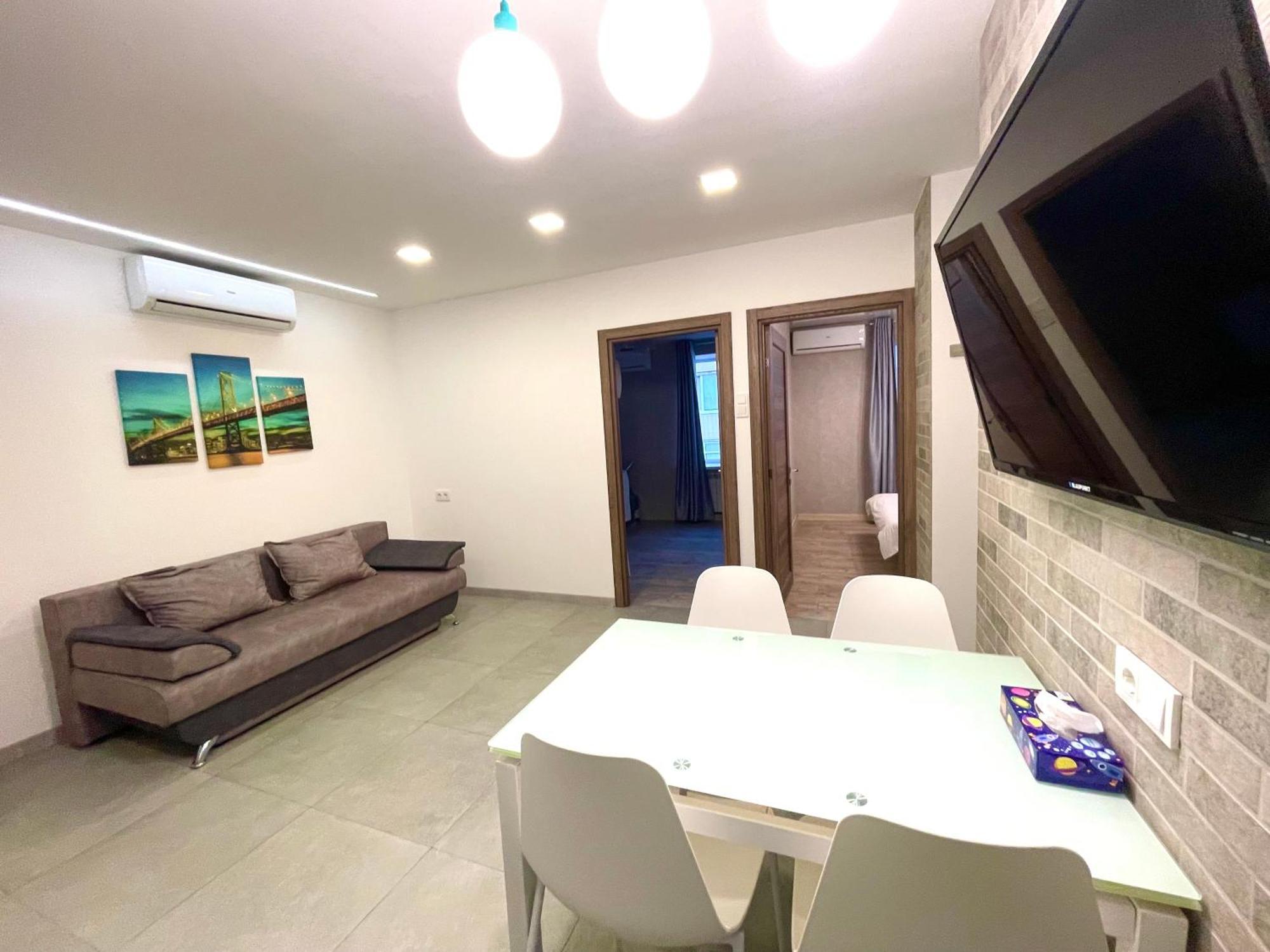 Apartment For Rent In The City Center Of Kharkiv K18 Elinaflats 외부 사진