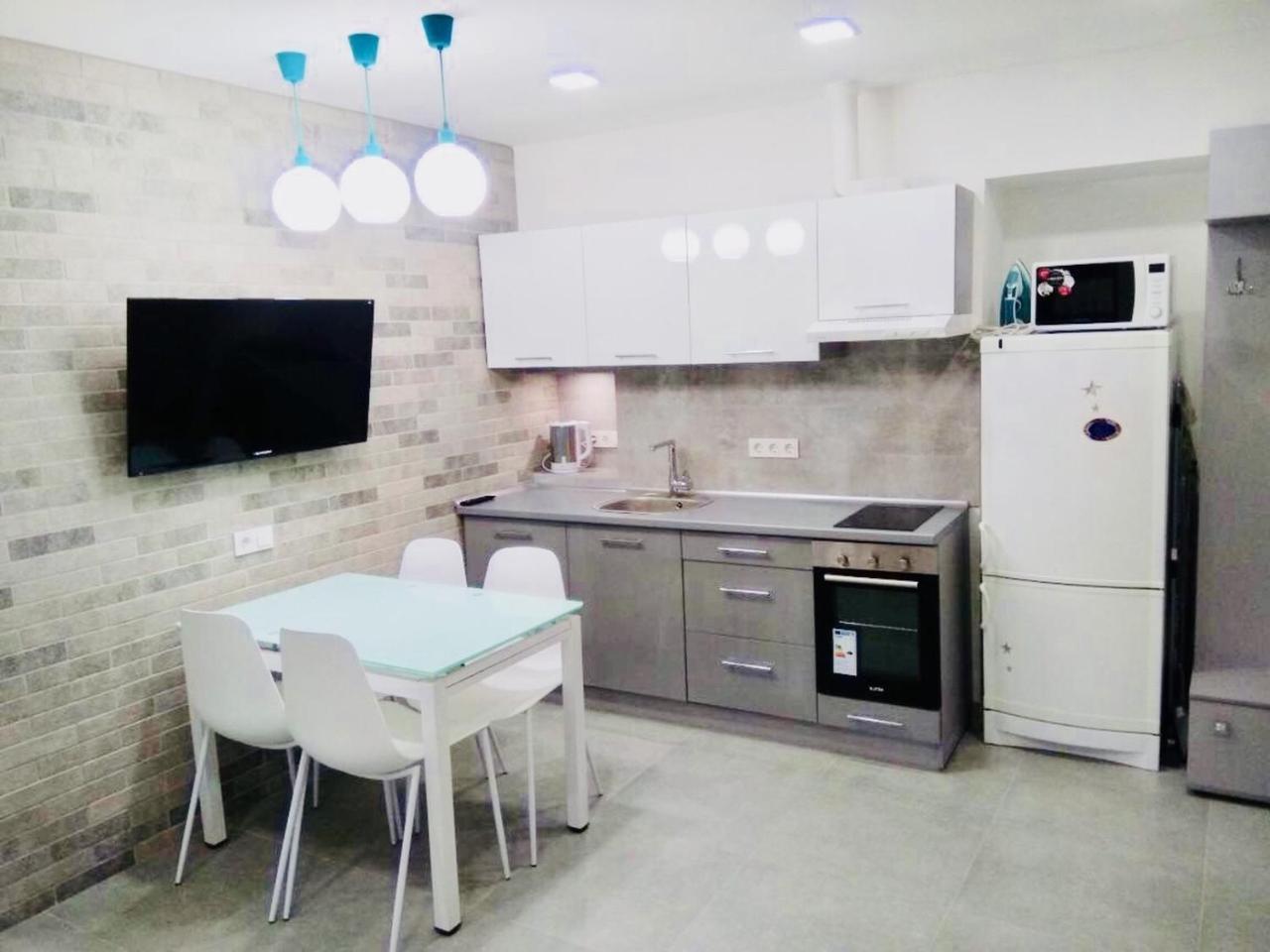 Apartment For Rent In The City Center Of Kharkiv K18 Elinaflats 외부 사진