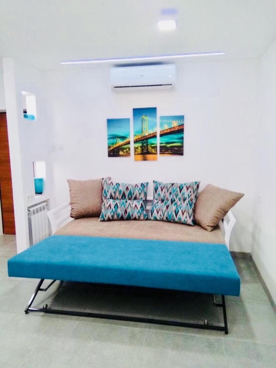 Apartment For Rent In The City Center Of Kharkiv K18 Elinaflats 외부 사진